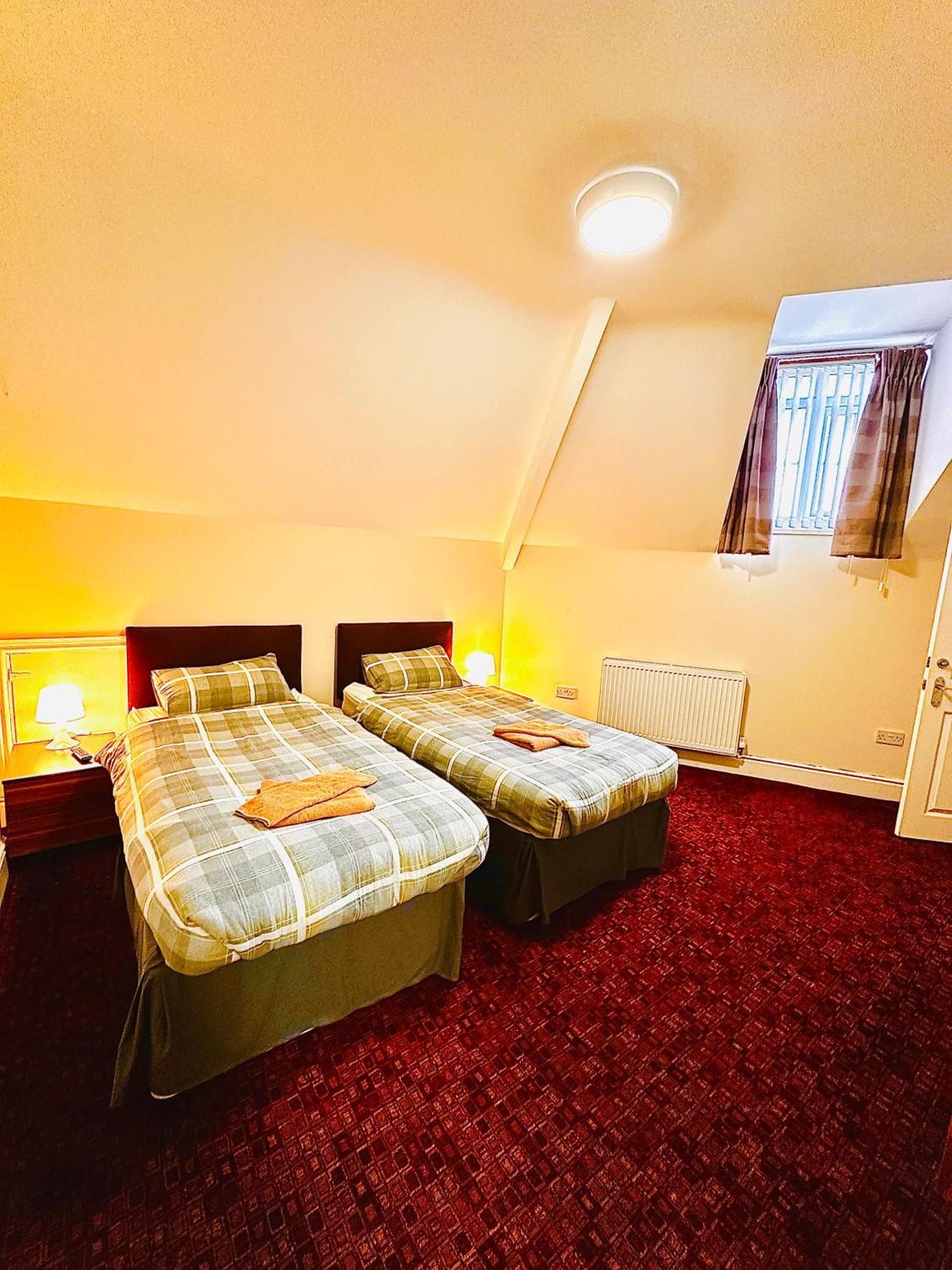 The Cabbage Hall Hotel Liverpool Buitenkant foto